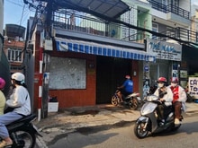 Hình ảnh Bán Gấp nhà Góc cực đẹp 2MT Nguyễn Văn Công, 4x16,rất sầm uất, KD tốt