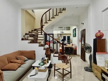 Hình ảnh bán nhà Hoàng Quốc Việt, CẦU GIẤY - FULL nội thất, Ô TÔ ĐỖ cổng - 38m2