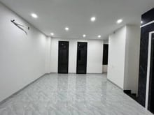 Hình ảnh Cho thuê tầng 2 – 84m² hoàn thiện, có thang máy, giá chỉ 5,5 triệu/th