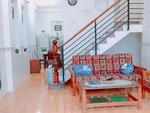 Hình ảnh Bán nhà 3 tầng, 65m2, Hẻm 8m, Gần ngay VinCom Q9,50m ra Lê Văn Việt.
