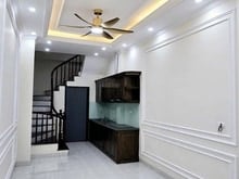 Hình ảnh Nhà đẹp long lanh ngõ Hồng Hà, giá 16.5 tỷ,43m2x5T, thang máy, KD tốt