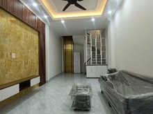 Hình ảnh Nhà Hoàng Mai - lô góc - 20m ra ô tô - 32m X 5 tầng thang máy, 7,6 tỷ.