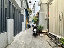 Hình ảnh Bán nhà 4 tầng Huỳnh văn bánh phường 11 Phú nhuận