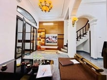 Hình ảnh Nhà Mới Cầu Giấy 6Tầng Thang Máy ÔTÔ Đỗ cửa Giá 12.9Tỷ