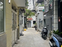Hình ảnh Bán nhà 4 tầng Huỳnh văn bánh phường 11 Phú nhuận
