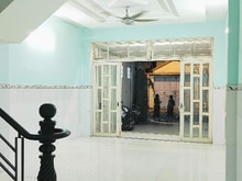 Hình ảnh Bán nhà 2 tầng ,  98m2, Hẻm 8m, xe ngủ sân nhà, 50m ra MT, giá chỉ 6.x