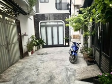 Hình ảnh NHÀ ĐẸP Lê Văn Sỹ, Q3 (4.3 x 10) nở hậu 6m, 3P ngủ, hẻm trước nhà 5m