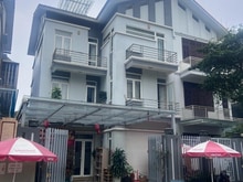 Hình ảnh Biệt thự Nàng Hương , Nguyễn Trãi ,Q Hà Đông giá chỉ hơn 200tr/m2