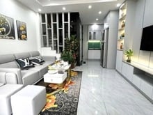 Hình ảnh Chính Chủ Gửi Bán Phố Cầu Giấy DT30m2+5T Ngõ To Gần Phố Giá 8.4Tỷ Tặng