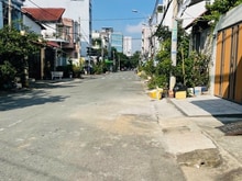 Hình ảnh Bán Nhà Mặt Tiền Đường Số 4 Tầng , Tân Thuận Tây .Quận 7