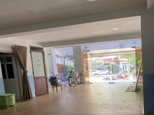 Hình ảnh Cho thuê mặt bằng tầng Trệt mặt tiền đường Hà Huy Tập, Vị trí đẹp PMH