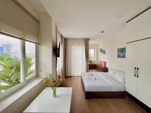 Hình ảnh 🎉 KHAI TRƯƠNG CĂN HỘ BALCON/ CỬA SỔ_Ngã Tư Hàng Xanh_Đinh Bộ Lĩnh🌻