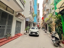 Hình ảnh Bán nhà phân lô Hoàng Văn Thái, 50m, 4 tầng, kinh doanh,  ô tô tránh