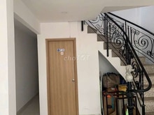 Hình ảnh Chính chủ cần ra đi gấp CHDV ngay Lê Lợi 3 tầng ST chỉ 9,7 tỷ TL sâu