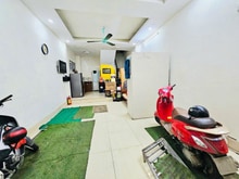 Hình ảnh Bán nhà Đê La Thành gia đình tự xây 43m x 5 tầng 3 phòng khép kín rộng