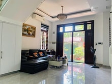 Hình ảnh Bán BT sát quán Chay Ngô Thanh Vân Ngay Ngô Q Huy 180 m2, 4 lầu ,6x Tỷ