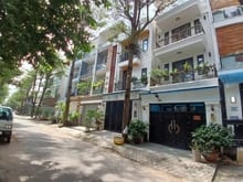 Hình ảnh Bán Nhà 3 Tầng BTCT Khu cư xá Nguyên Hồng , Đối Diện Công Viên