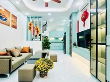 Hình ảnh Nhà Mới Phố Yên Hoà DT35m2+5T Tặng Full Nội Thất Ngõ Nông Giá 8.5Tỷ