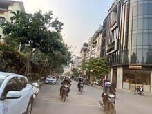 Hình ảnh Bán nhà mặt phố nguyễn quốc Trị , Q Cầu Giấy 105m2,7T có TM