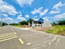 Hình ảnh Bán nhanh 210m2 đất T.C gần trục QL 13 ngay chợ, dân đông. Giá 290TR