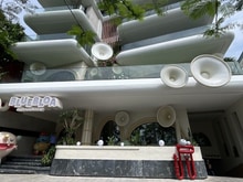 Hình ảnh Cho thuê nhà MP Bà Triệu 130m2 x 3T, Lô góc 2 MT, Thông sàn, Góc đẹp
