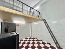 Hình ảnh Phòng có gác cửa sổ hành lang mới 100% đường dương quảng hàm