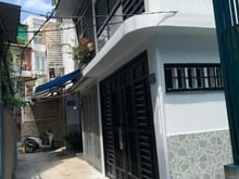 Hình ảnh Bán nhà hai mặt tiền đường khu sầm uất dân trí cao gần chợ Bến Thành