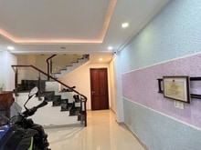 Hình ảnh Nhà gần UBND Quận Gò Vấp - Quang Trung, ngang lớn 4.6m - 3 tầng
