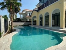 Hình ảnh Cho Thuê Siêu Biệt Thự Tại TRUNG TÂM QUẬN 3 - DTSD 900M2