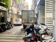 Hình ảnh BÁN NHÀ mặt phố Đông Các, lô góc, kinh doanh sầm uất mọi loại hình.