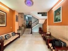 Hình ảnh Nhà ngay Công Viên Gia Định, 4 tầng BTCT, hẻm xe hơi, thiện chí bán