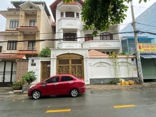 Hình ảnh Biệt thự mặt tiền Đông Hưng Thuận 17, Q12, DT 12x19m, 4 Tầng, Mái ngói