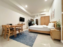 Hình ảnh Chung cư Sky Center, Phổ Quang, TB: 45m2, 1p ngủ, đầy đủ nội thất 11tr