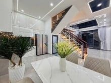 Hình ảnh Kẹt tiền bán nhà gấp Gò Vấp giá rẻ tặng kèm nội thất