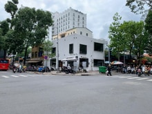 Hình ảnh Cho thuê căn GÓC 2 MẶT TIỀN đường Nguyễn Đình Chiểu Quận 3 TPHCM
