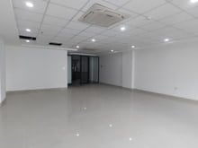 Hình ảnh Văn phòng cho thuê đường Ngô Quyền, có thang máy