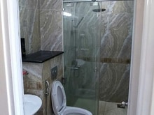 Hình ảnh Bán nhà 2MT Hoàng Hoa Thám P6 Bình Thạnh, 7Tầng thang máy, 5x22, 10pn