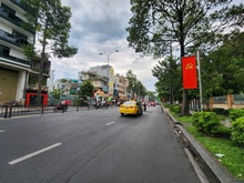 Hình ảnh Bán Tòa nhà Góc 2MTĐ Đường 3 Tháng 2, P.11, Quận 10 :