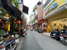 Hình ảnh Cho thuê nhà nguyên căn con đường sầm uất phố Tây đi bộ Quận 1