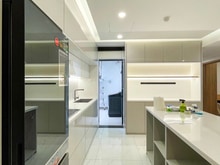 Hình ảnh Cho thuê 3pn nhà đẹp, tầng cao, view sân bay, hướng Đông Nam mát mẻ