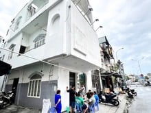 Hình ảnh Cho thuê nhà Góc 2MT Phan Xích Long Phường 2, Quận Phú Nhuận.