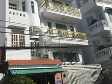 Hình ảnh CHDV siêu ngộp, 5.3 x 11m, Hầm 5T Giá 8.7 tỷ thương lượng