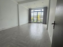 Hình ảnh •	Nhà Mặt Phố Đại La – 47m² – 5.5 Tầng – Mặt Tiền 4.5m – Ô Tô Đỗ Cửa