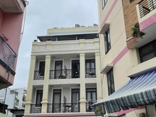 Hình ảnh **TÒA NHÀ CHDV Hoàng Hoa Thám 8 x 24m ( 178.7m² ) Hầm 5 Tầng