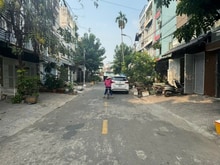 Hình ảnh Bán nhà Tân Phú đường lớn 14m,  DT 4 x 14 cách Lê Trọng Tấn 300m