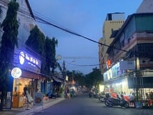 Hình ảnh Căn sát góc ngay Quốc Hương 71m2, 3 lầu cho thuê rất tốt  CHỉ 23 tỷ