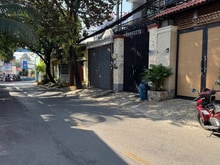Hình ảnh Bán lô đất MT ngay lê văn việt Vincom 4x19 giá 9 tỷ xây 1tret 3 lầu