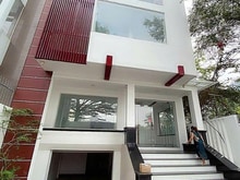 Hình ảnh DUY NHẤT BIỆT THỰ BÁN HẦM CÓ THANG MÁY, PCCC - Hơn 350m2 Tại Bạch Mã