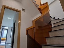 Hình ảnh Bán Nhà  Quận 1 nhà ngay CHỢ hẻm 137 Trần Đình Xu Quận 1 sổ HC 3 tầng