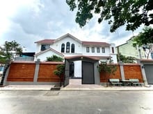 Hình ảnh Bán Nhà Biệt Thự Khu Vip Bình Trưng Đông Có Thang Máy, Sân Vườn